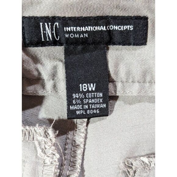 INC International Concepts Women's Gray Straight-Leg Mid-Rise Khakis Pants Size - Picture 2 of 4